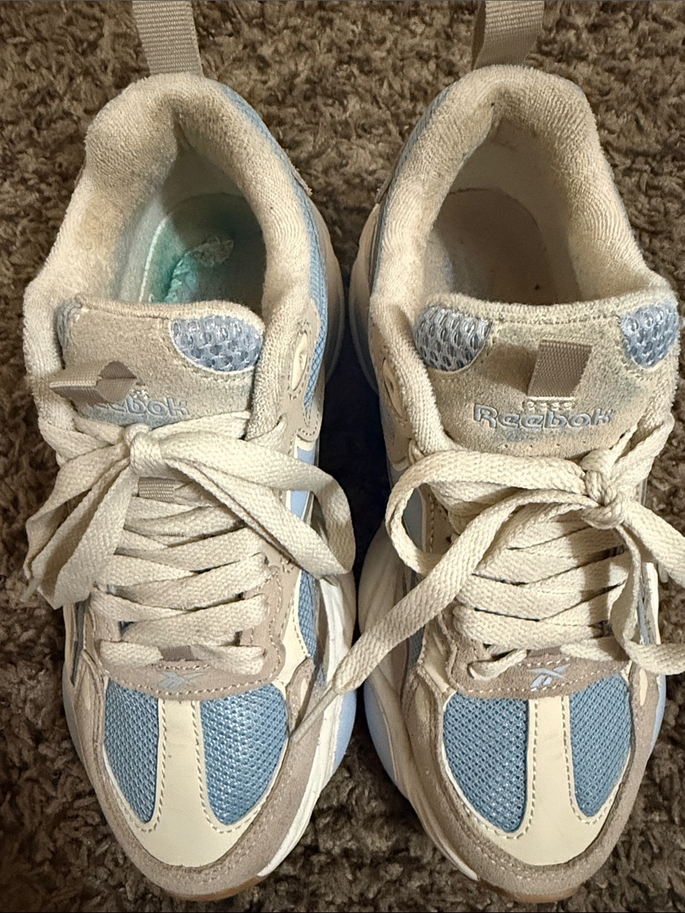 Reebok Women's Sneakers in Light Blue and Cream